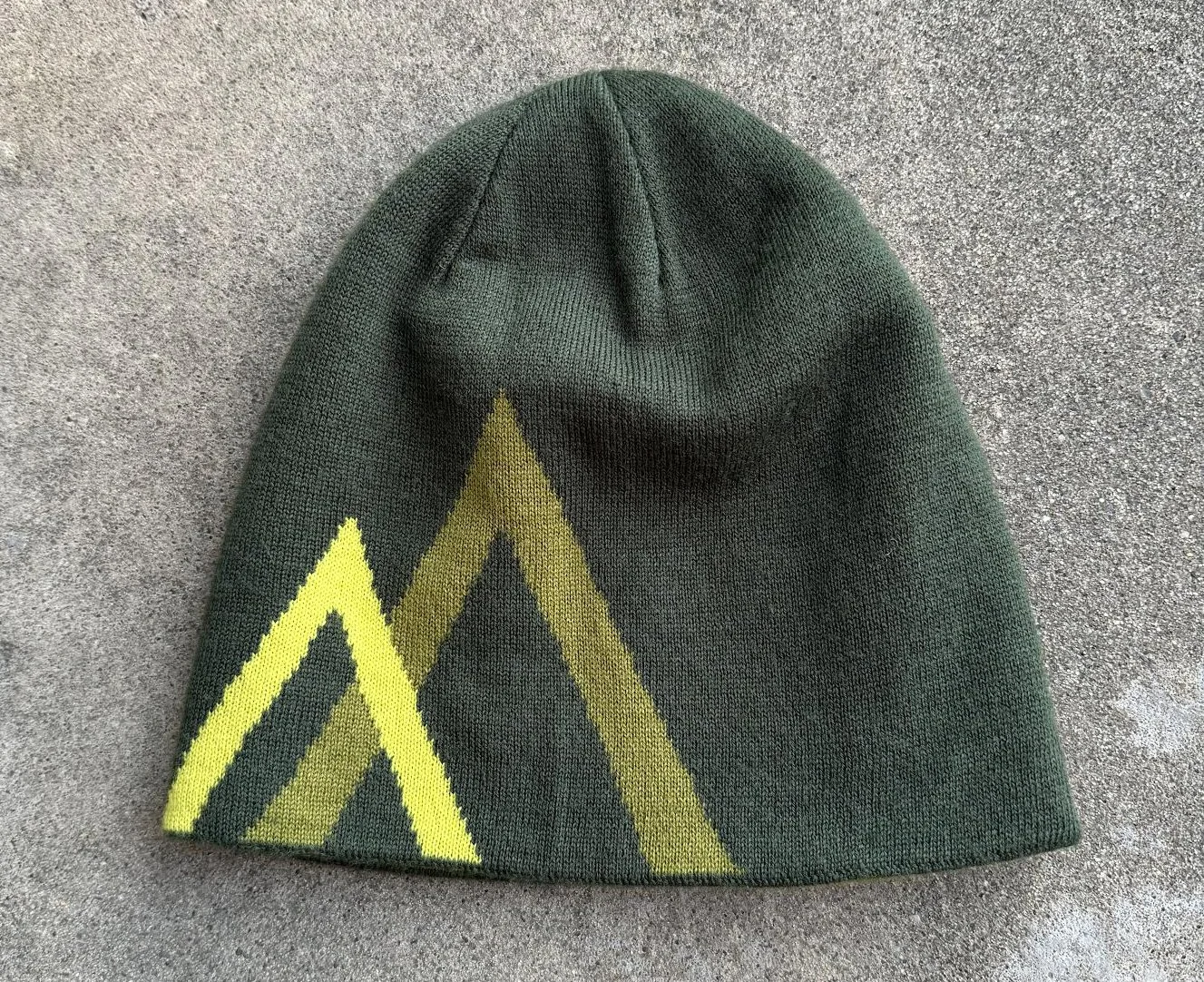 Arc'teryx Reversible Mountain Toque Green Beanie NWOT — RootsBK